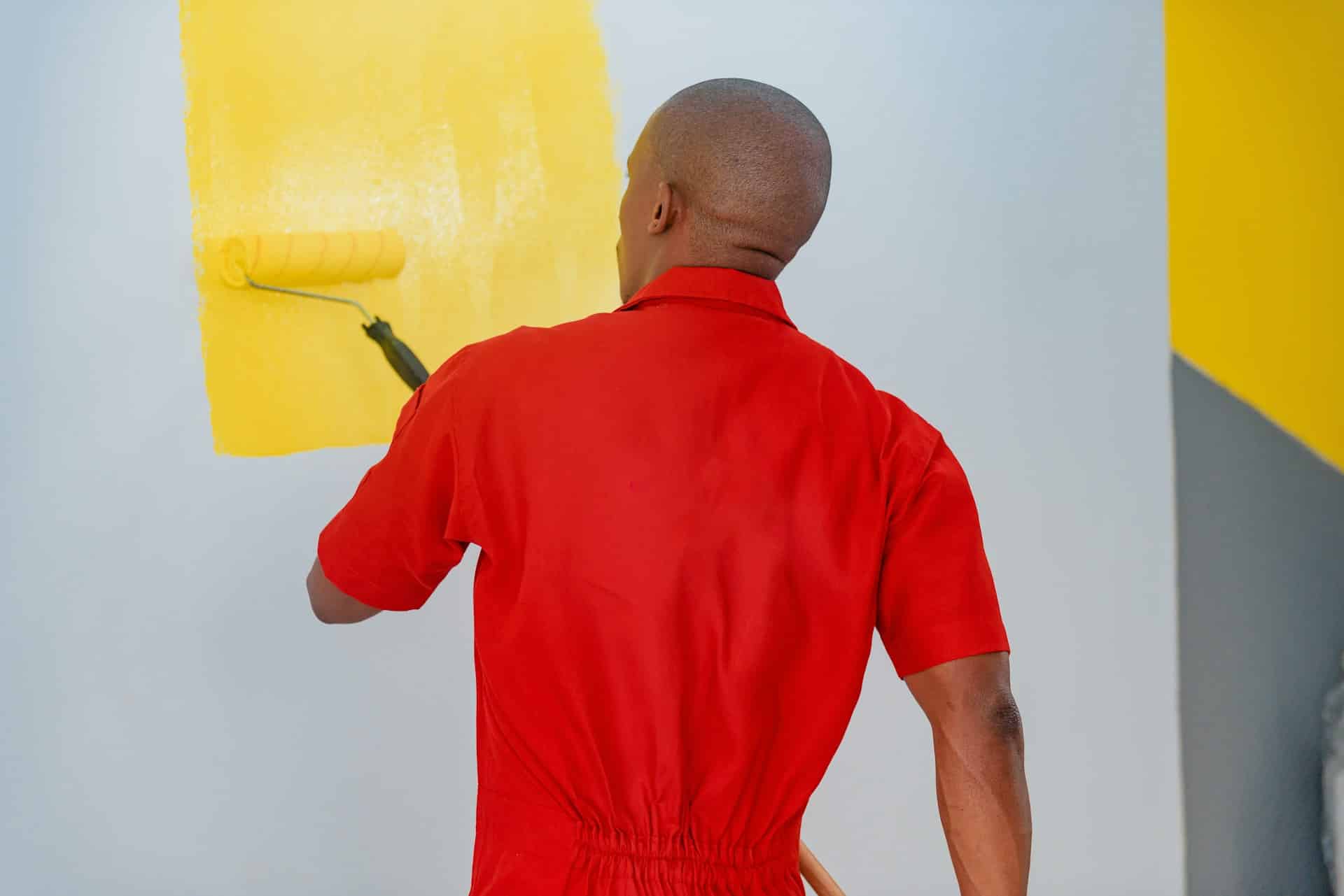 Lire la suite à propos de l’article Peintre en bâtiment, un métier haut en couleur !